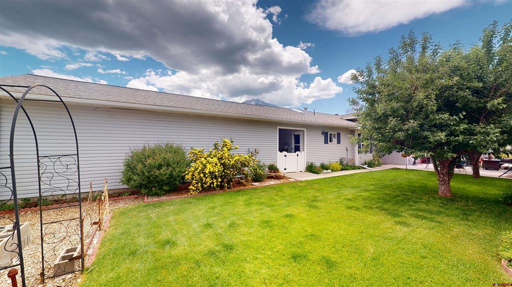 13571 Ragged Mountain Drive
