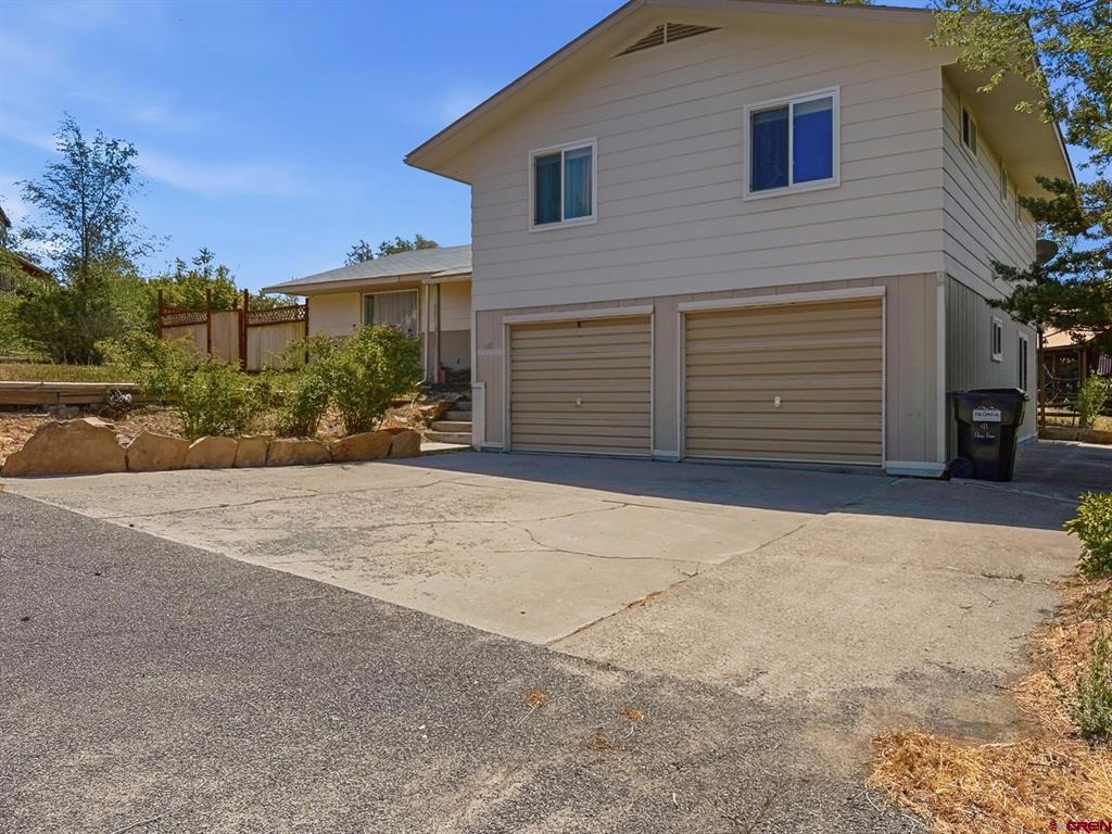 41 Pan American Avenue