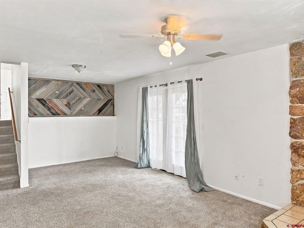 41 Pan American Avenue