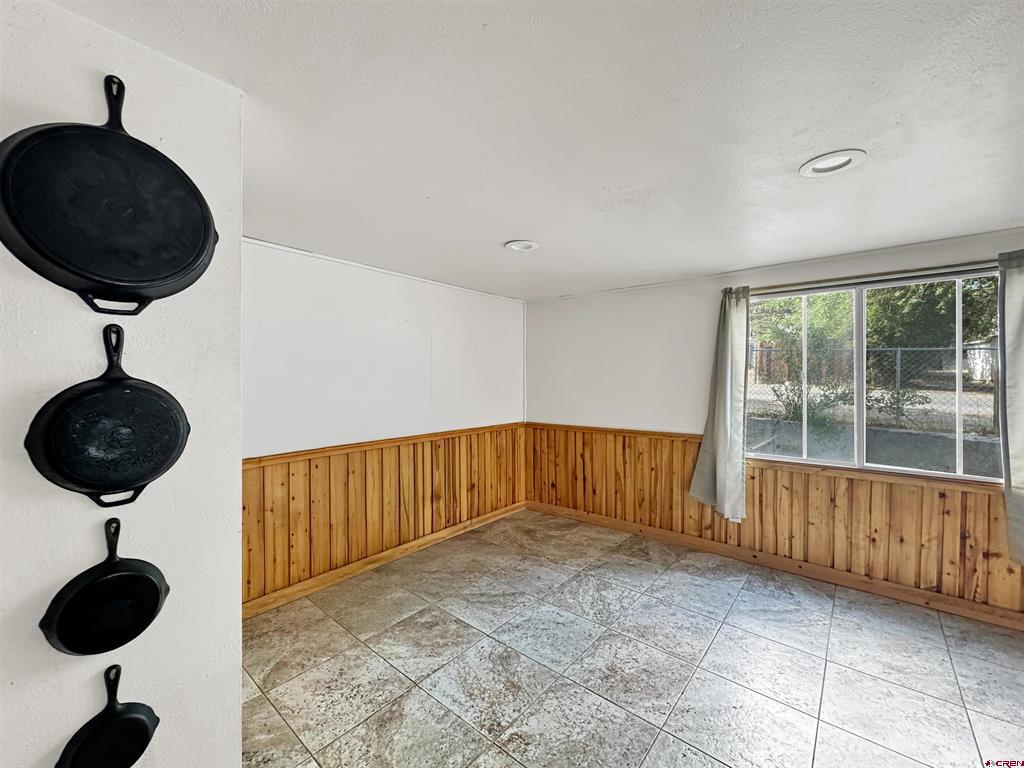 564 Cedar Avenue