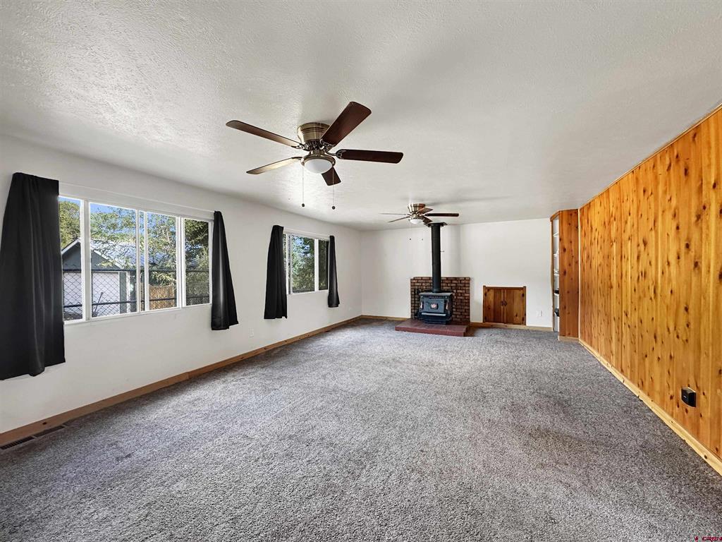 564 Cedar Avenue