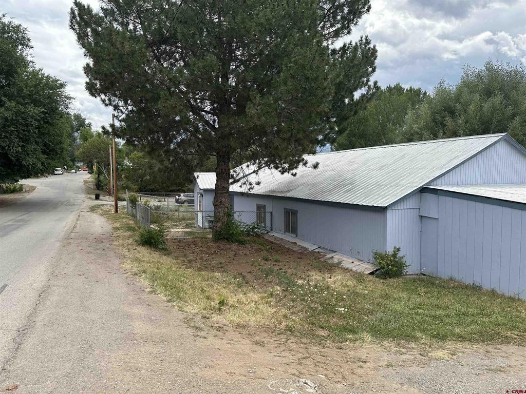 564 Cedar Avenue