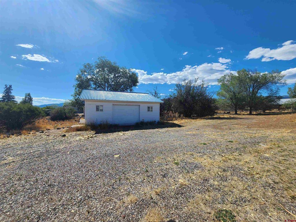 17483 Surface Creek Road