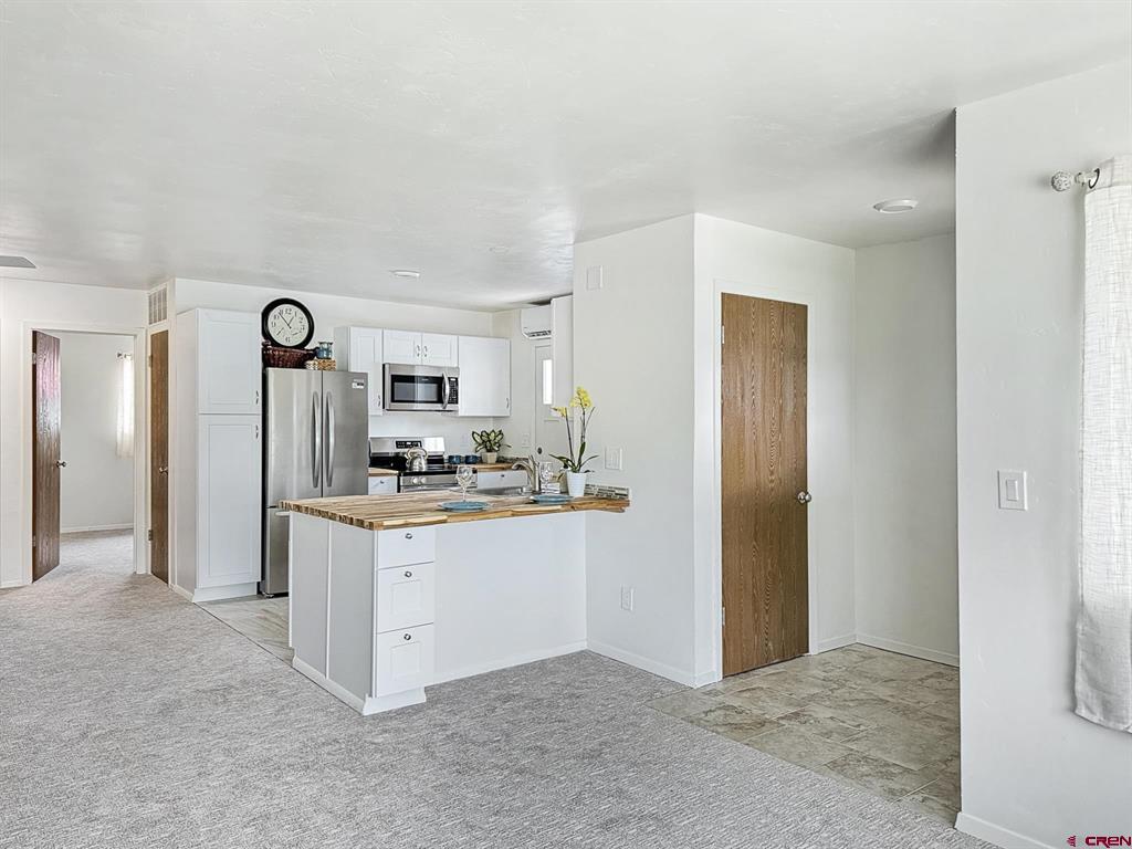 1948 Columbine Court