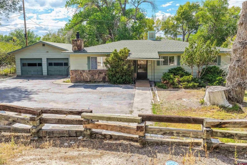 592 Grand Avenue