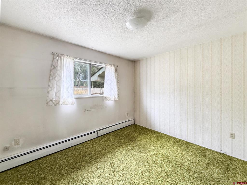 592 Grand Avenue