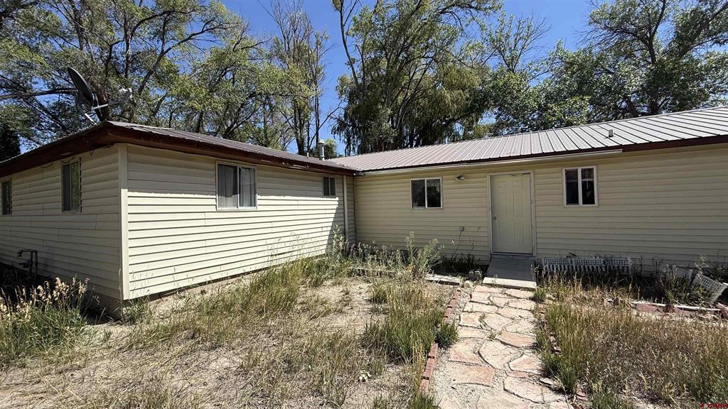 828 1600 Road