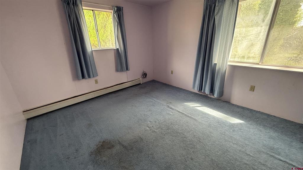 828 1600 Road