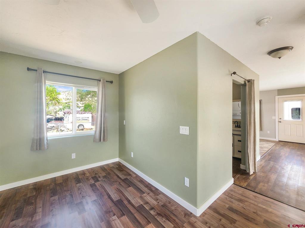585 Cedar Avenue