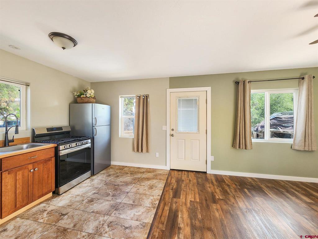585 Cedar Avenue