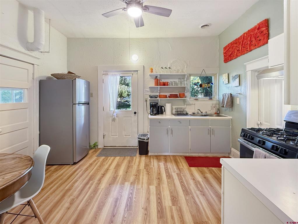 708 3rd Street