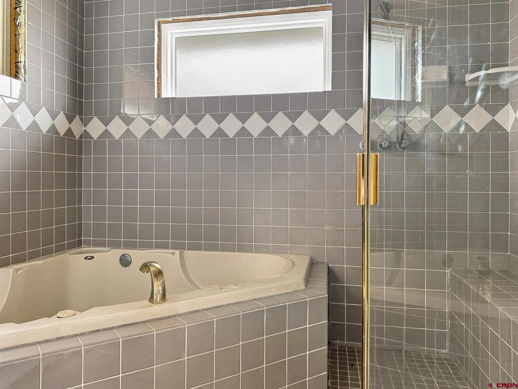 38164 Fruitland Mesa Road
