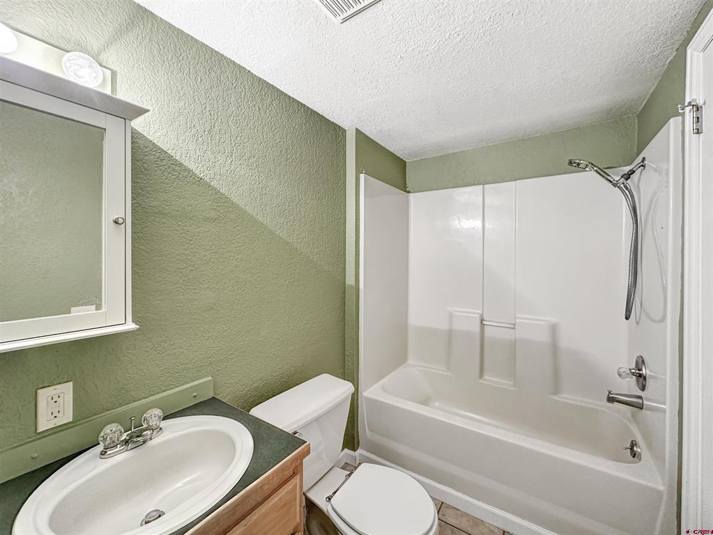38164 Fruitland Mesa Road