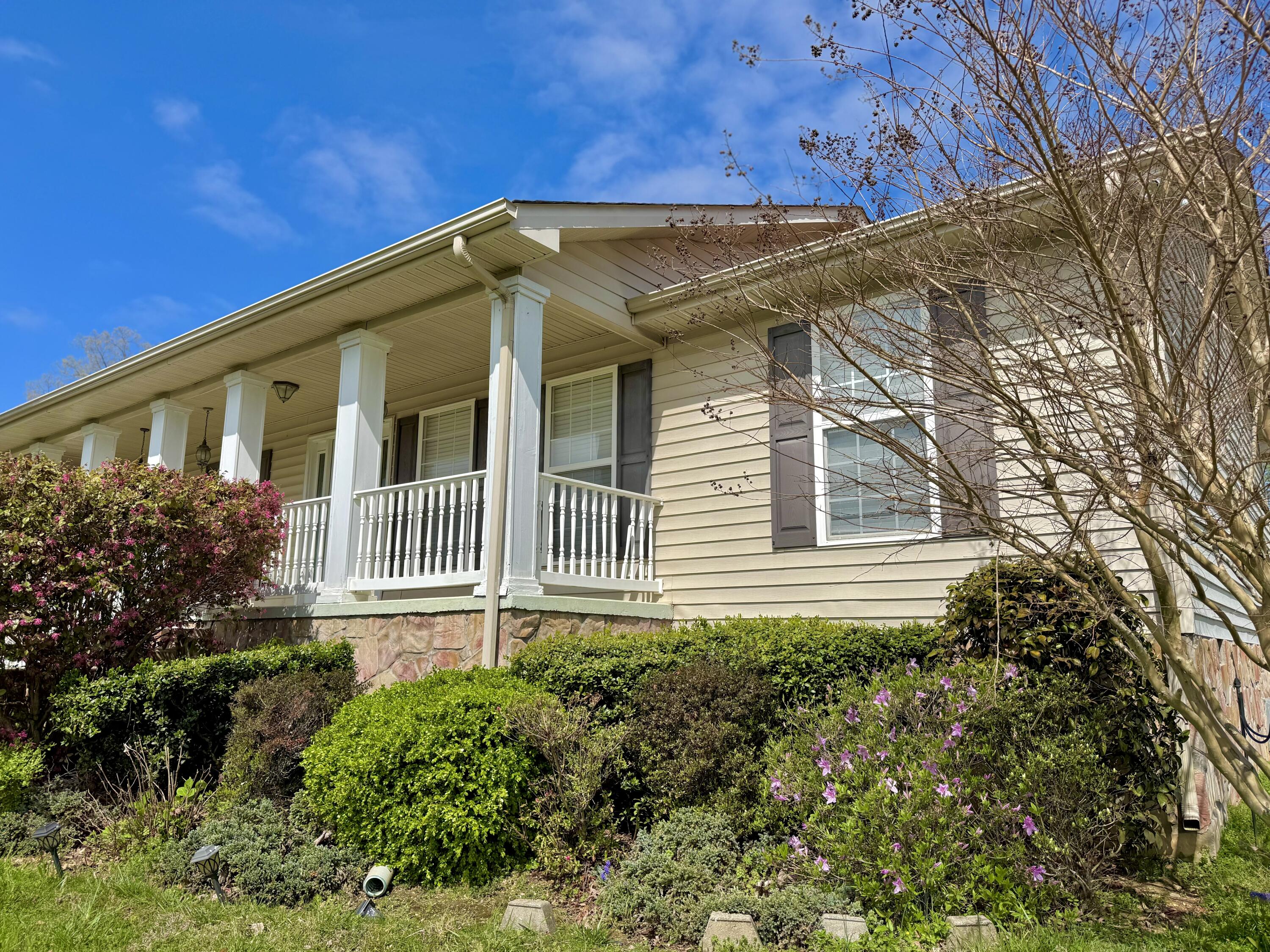 146 Hunters Walk