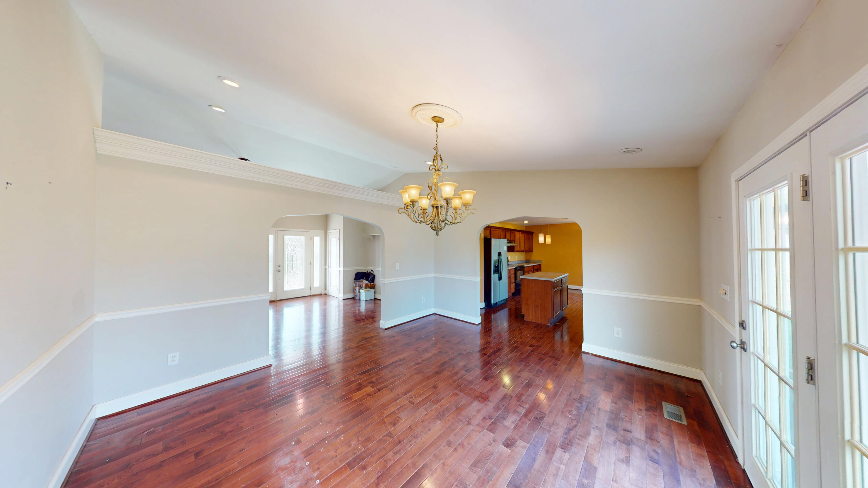 146 Hunters Walk