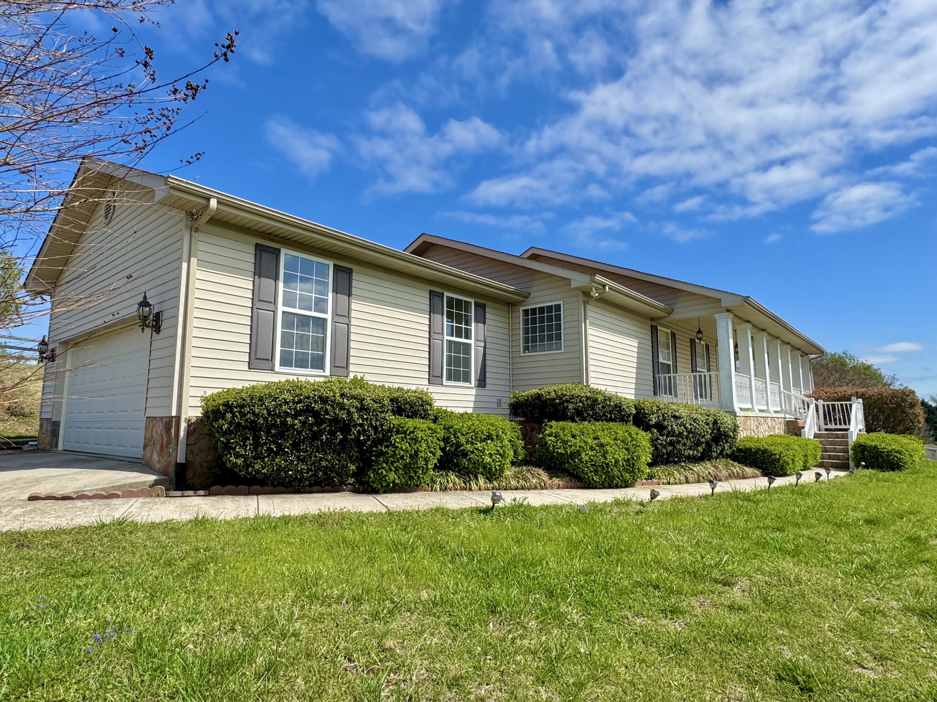 146 Hunters Walk