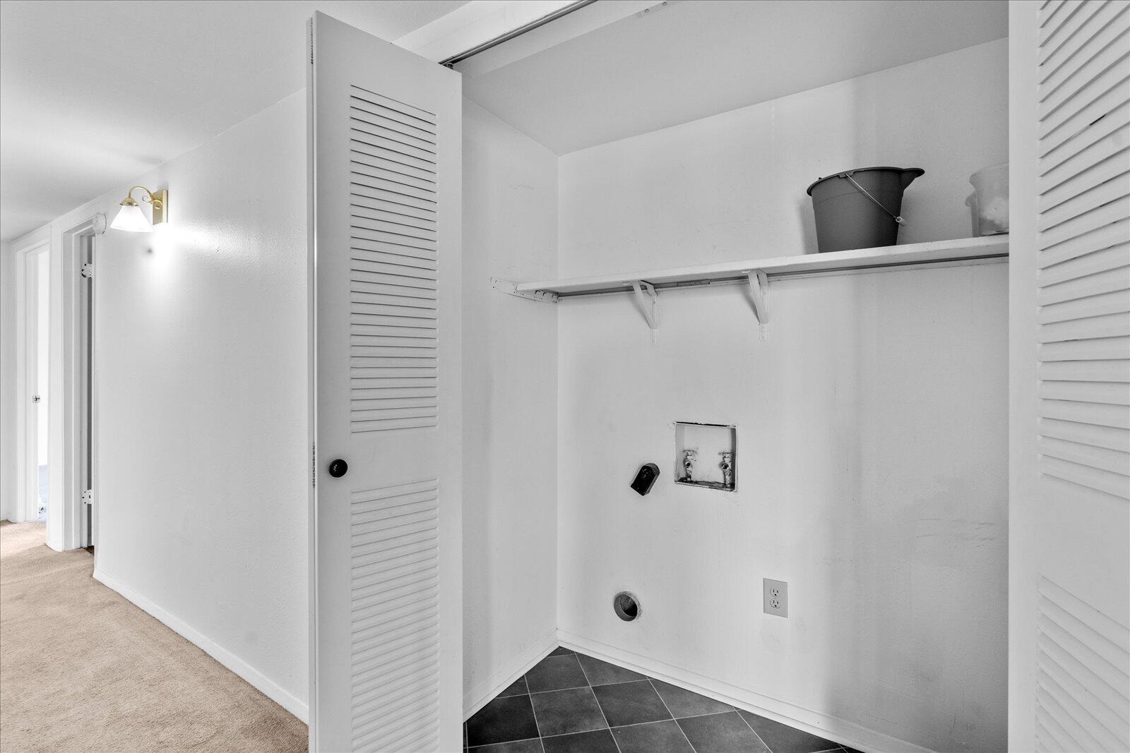 900 Mountain Creek Road, R321