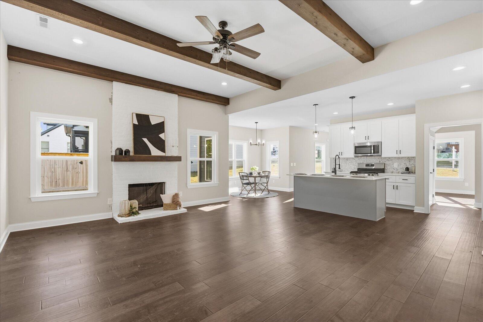 8886 Silver Maple Drive