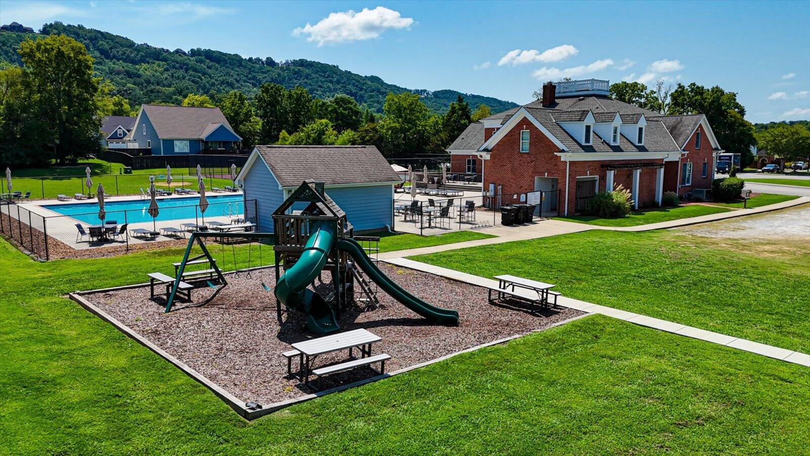 8886 Silver Maple Drive