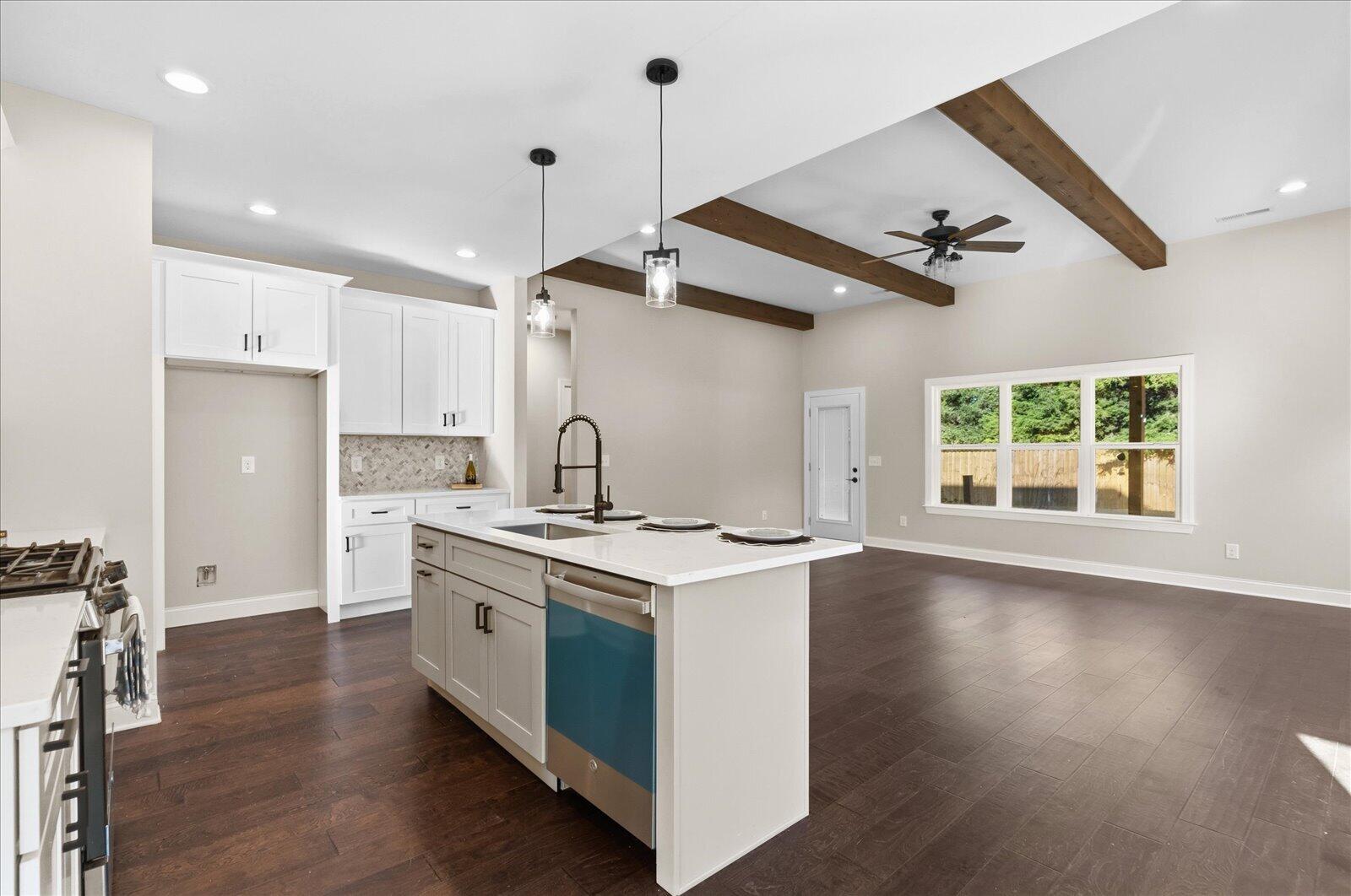 8886 Silver Maple Drive
