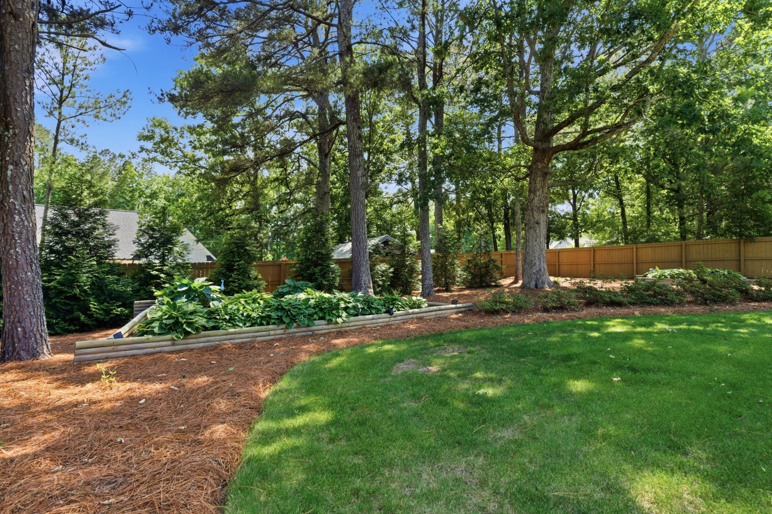 31 Walking Horse Drive NW