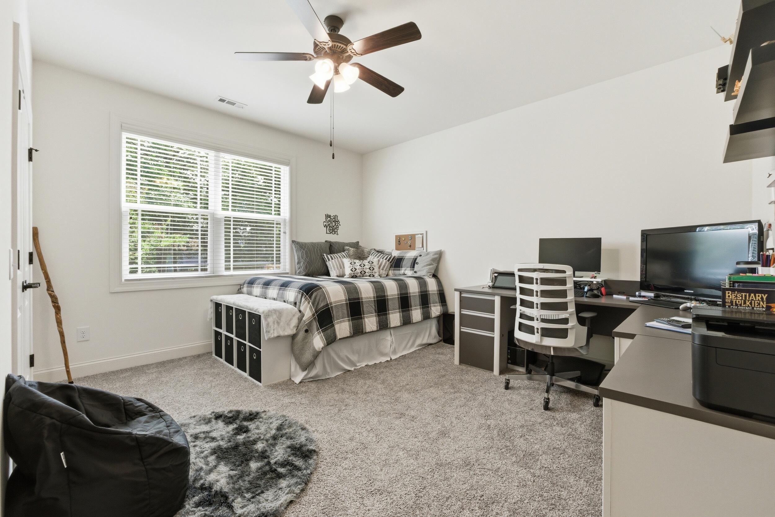 31 Walking Horse Drive NW