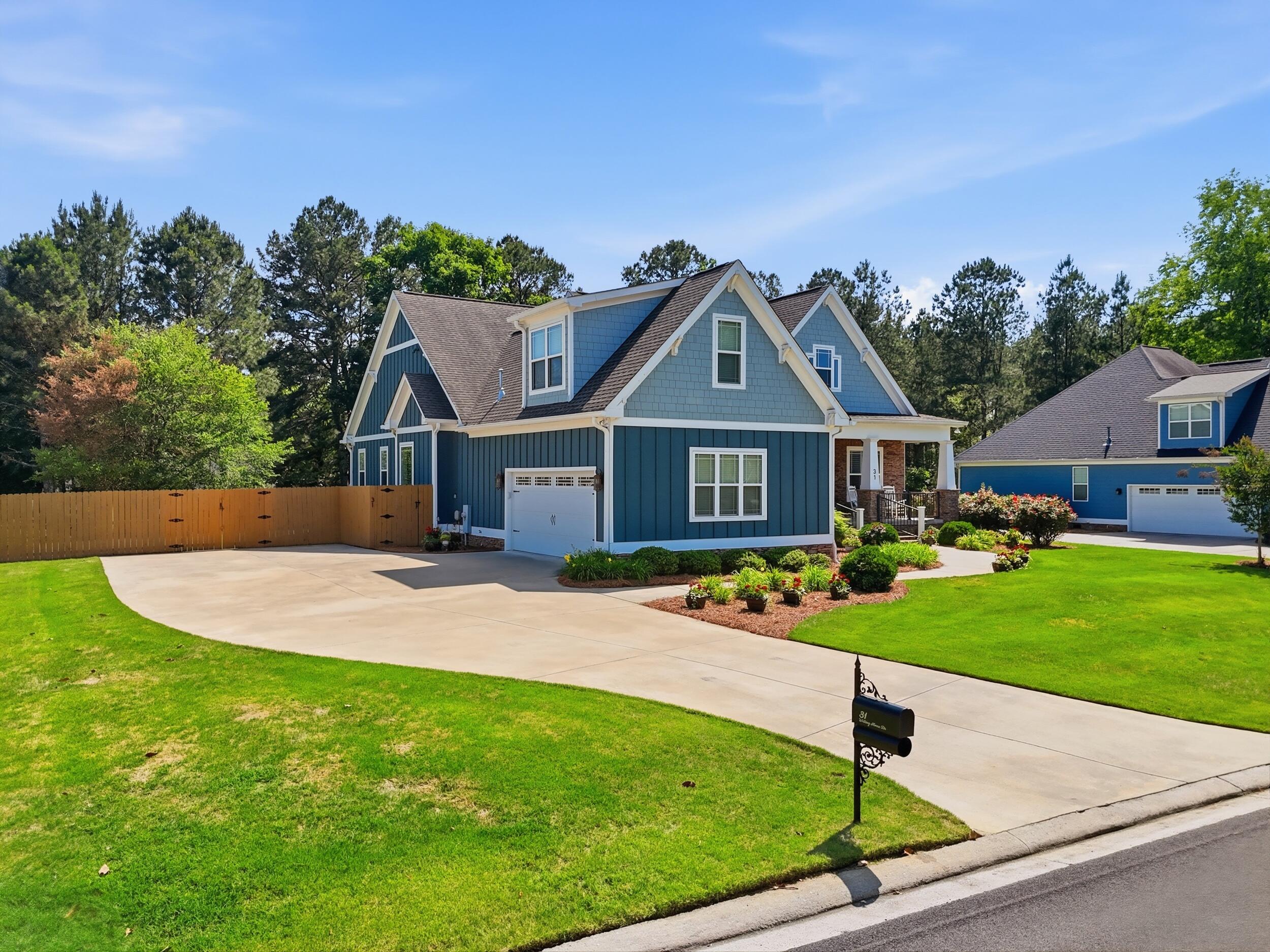 31 Walking Horse Drive NW