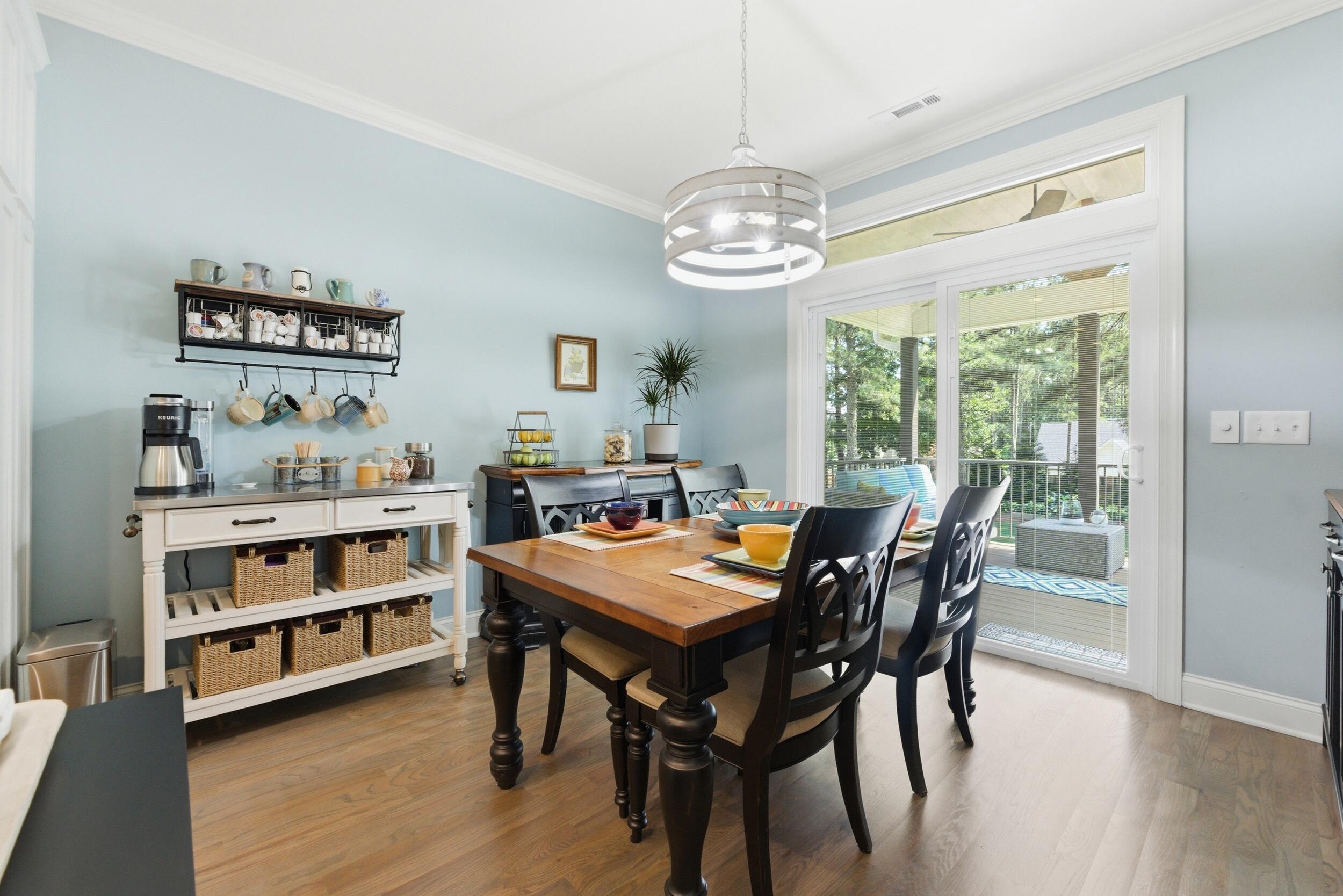 31 Walking Horse Drive NW
