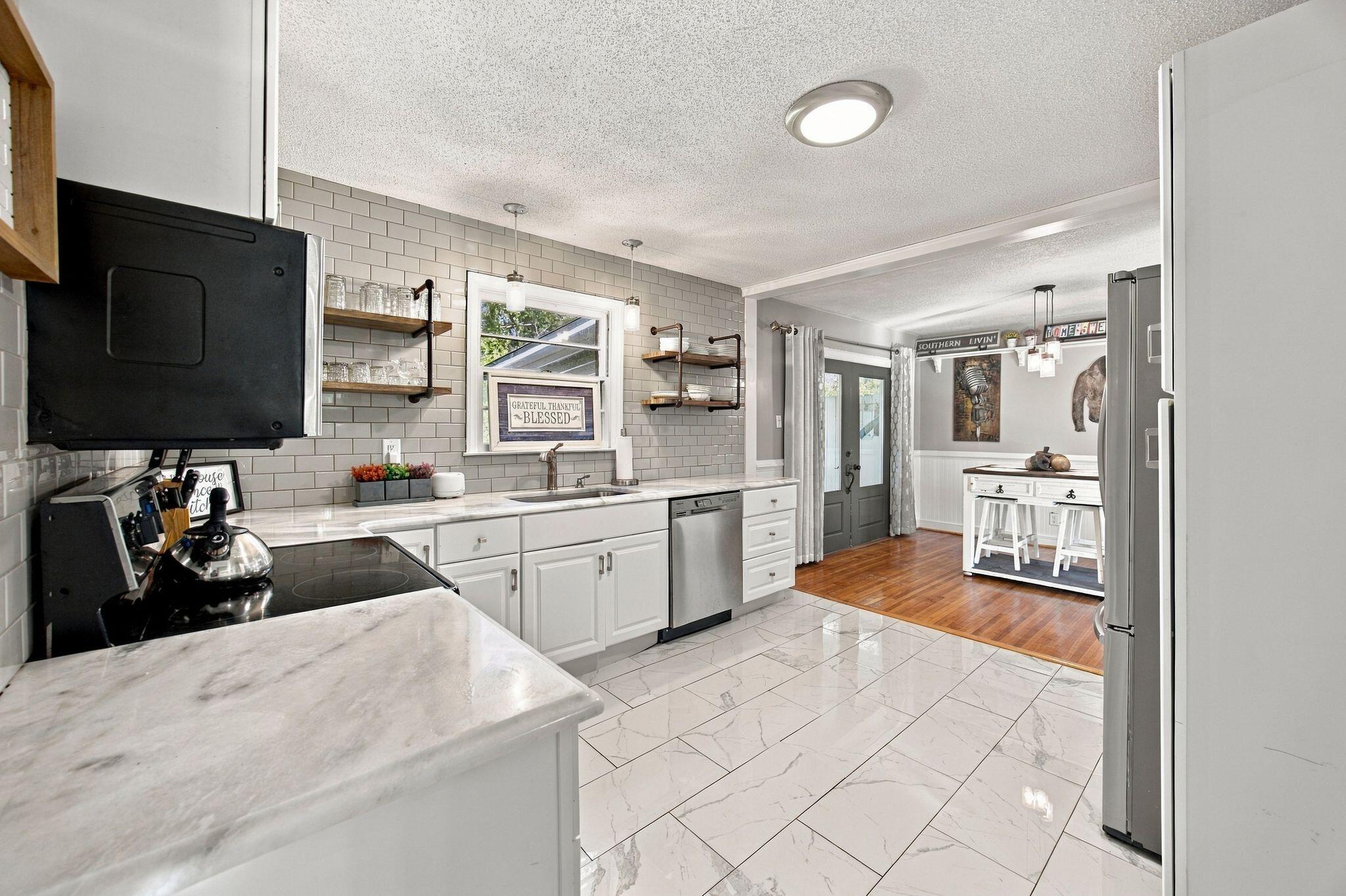 1061 Wynnwood Road