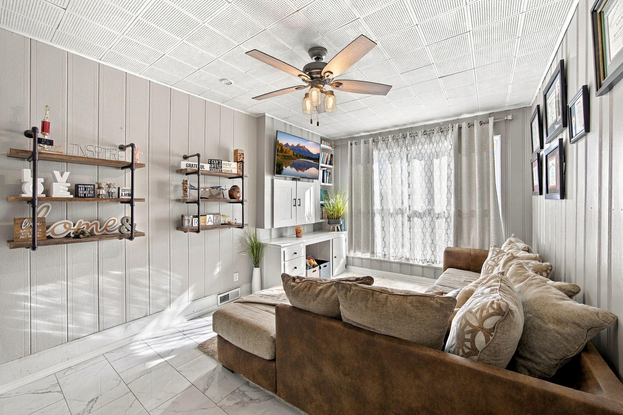 1061 Wynnwood Road