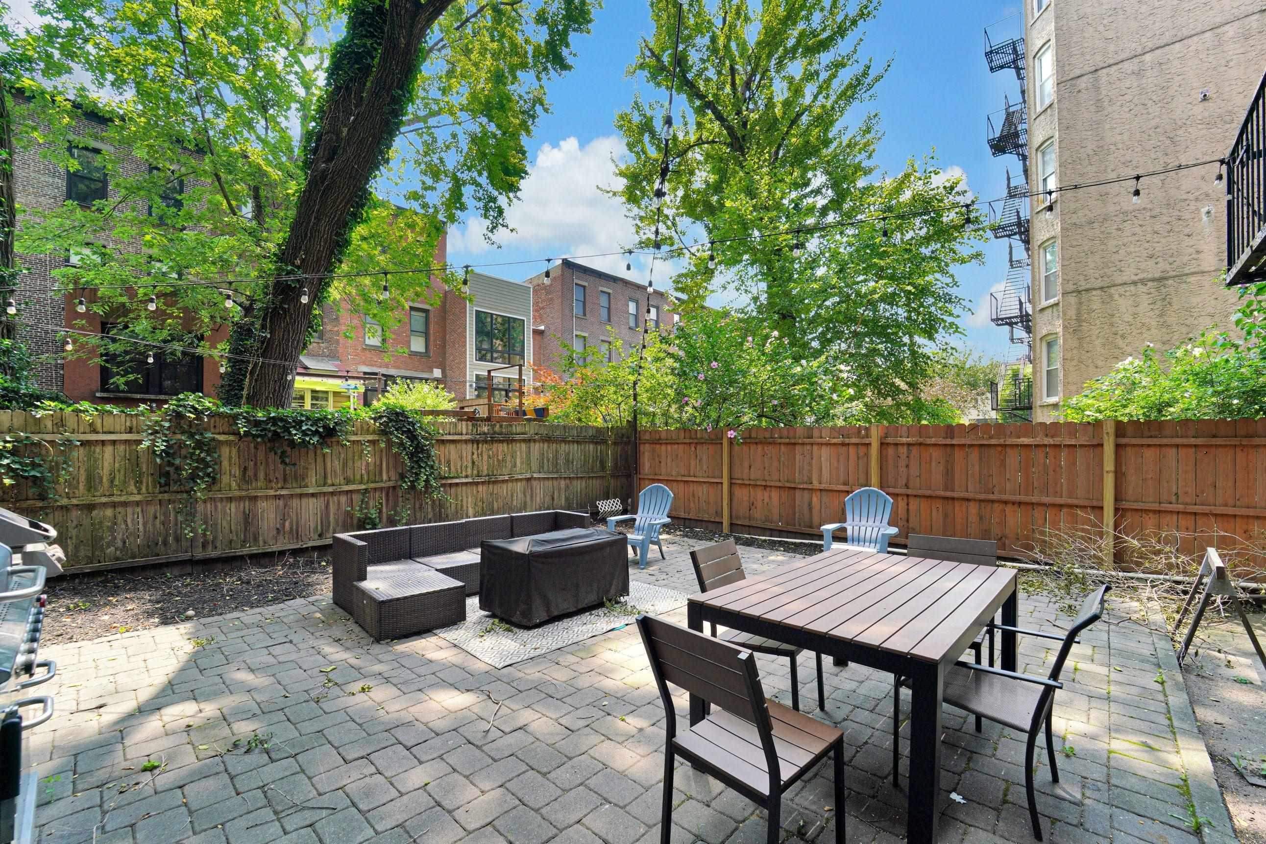 717 WILLOW AVE Unit: 3
