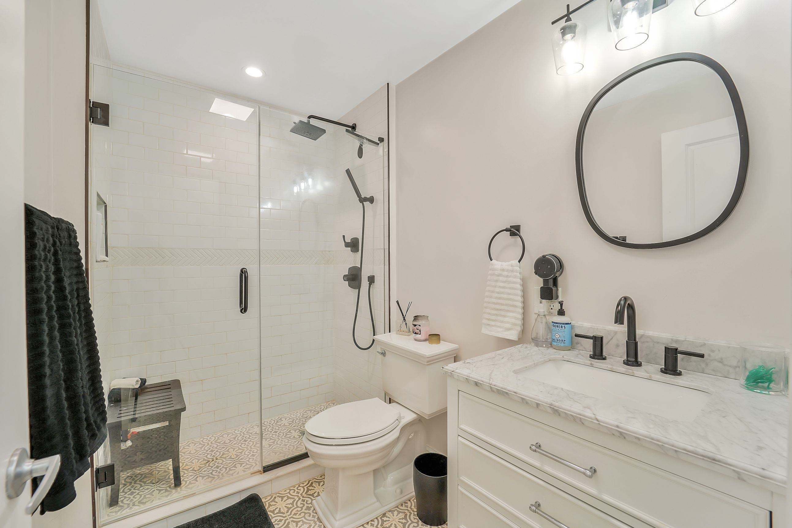 717 WILLOW AVE Unit: 3