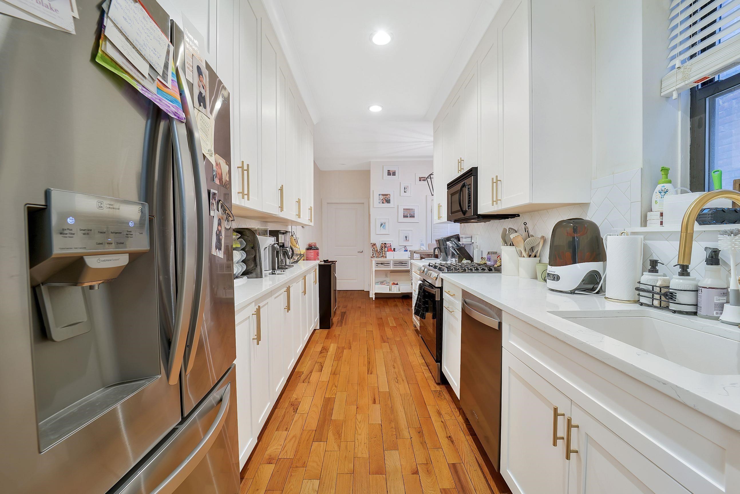 717 WILLOW AVE Unit: 3