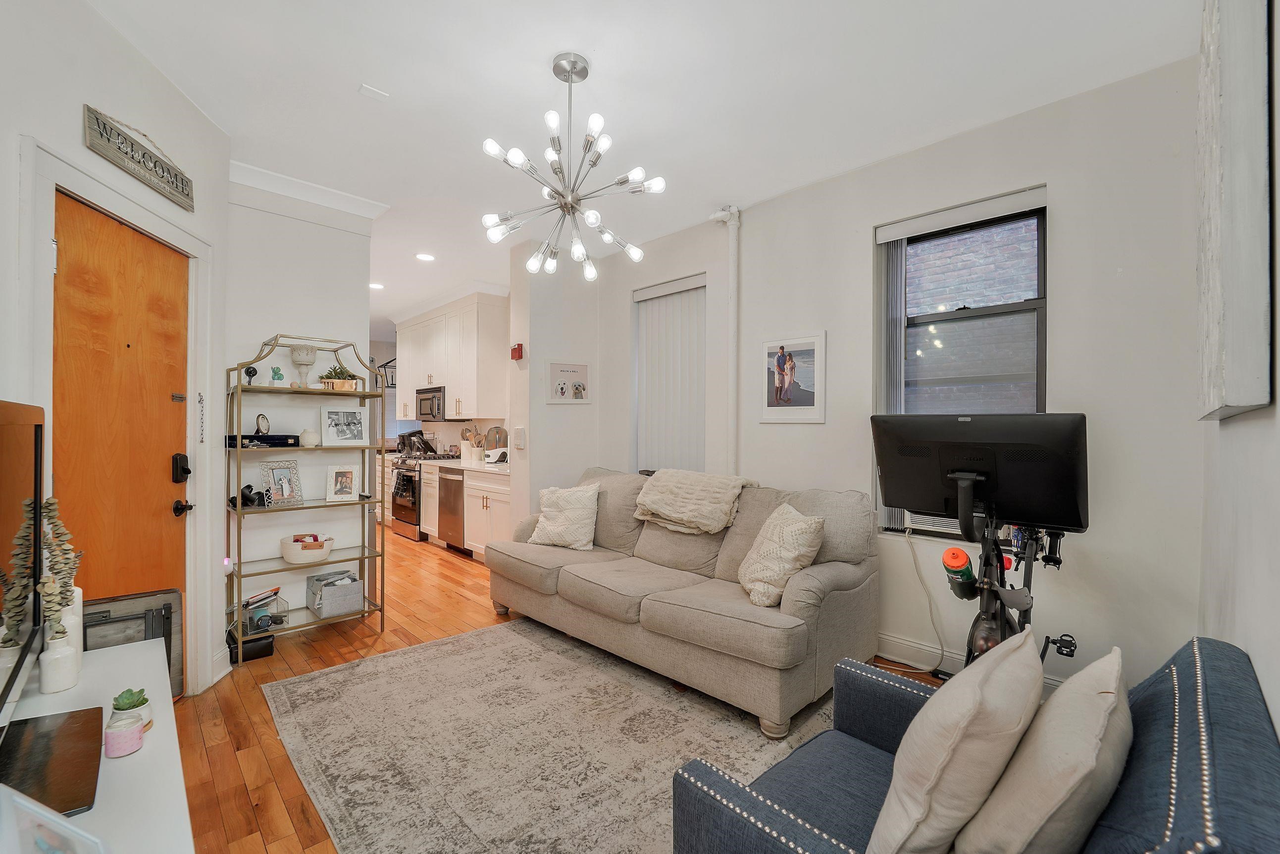 717 WILLOW AVE Unit: 3