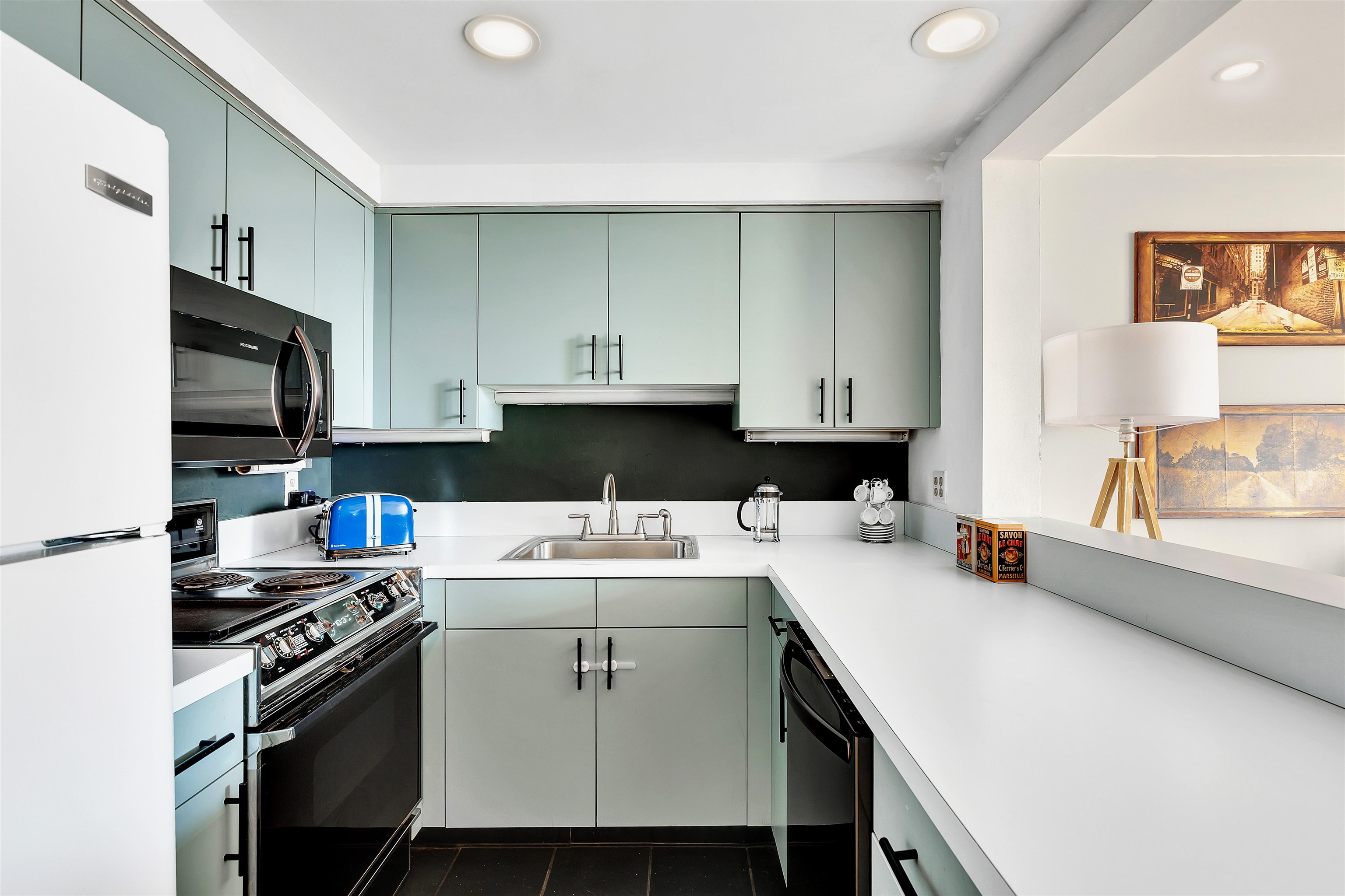 218 WASHINGTON ST Unit: 3A