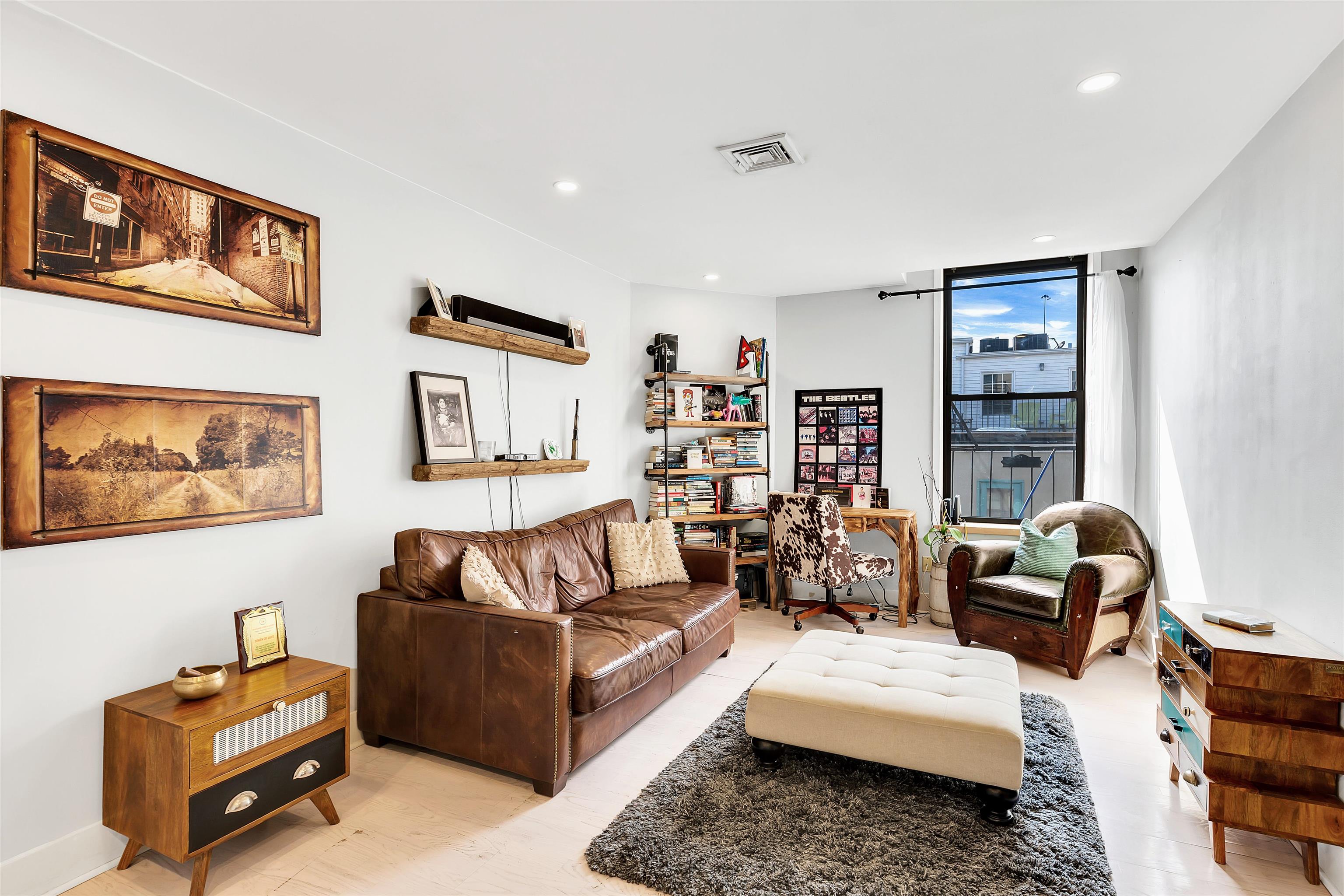 218 WASHINGTON ST Unit: 3A