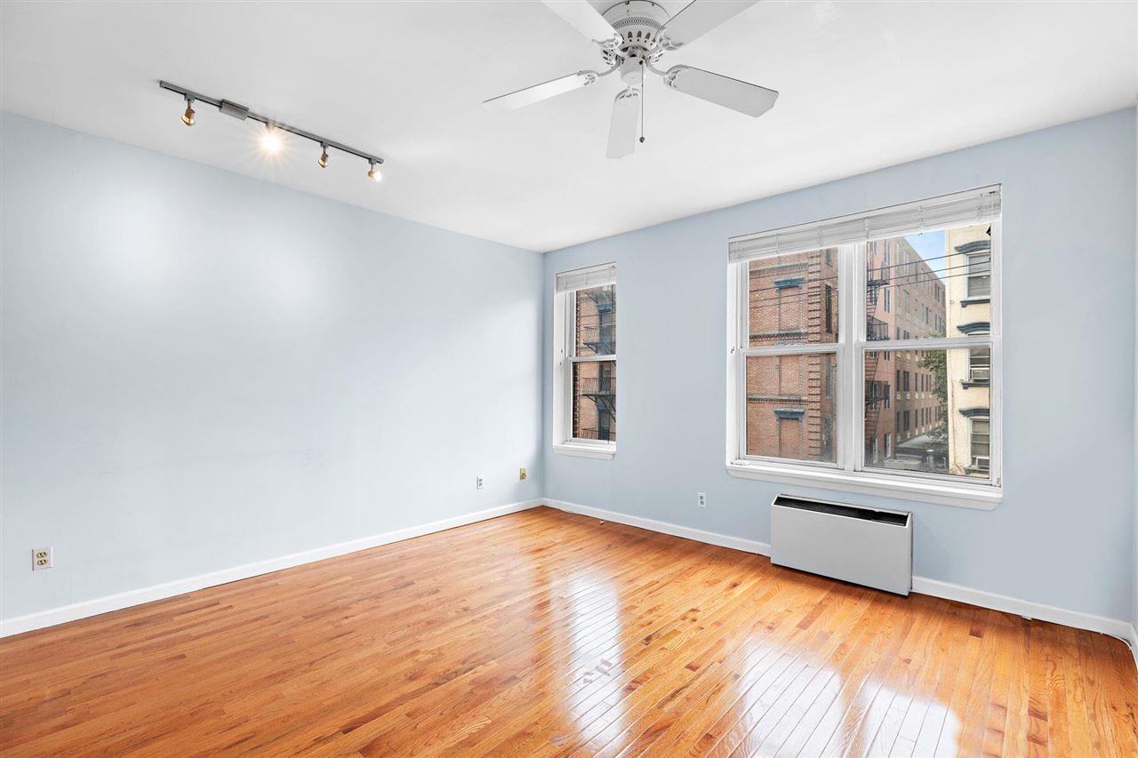 101 WILLOW AVE Unit: 3B
