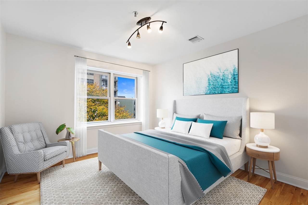 214 JACKSON ST Unit: 5