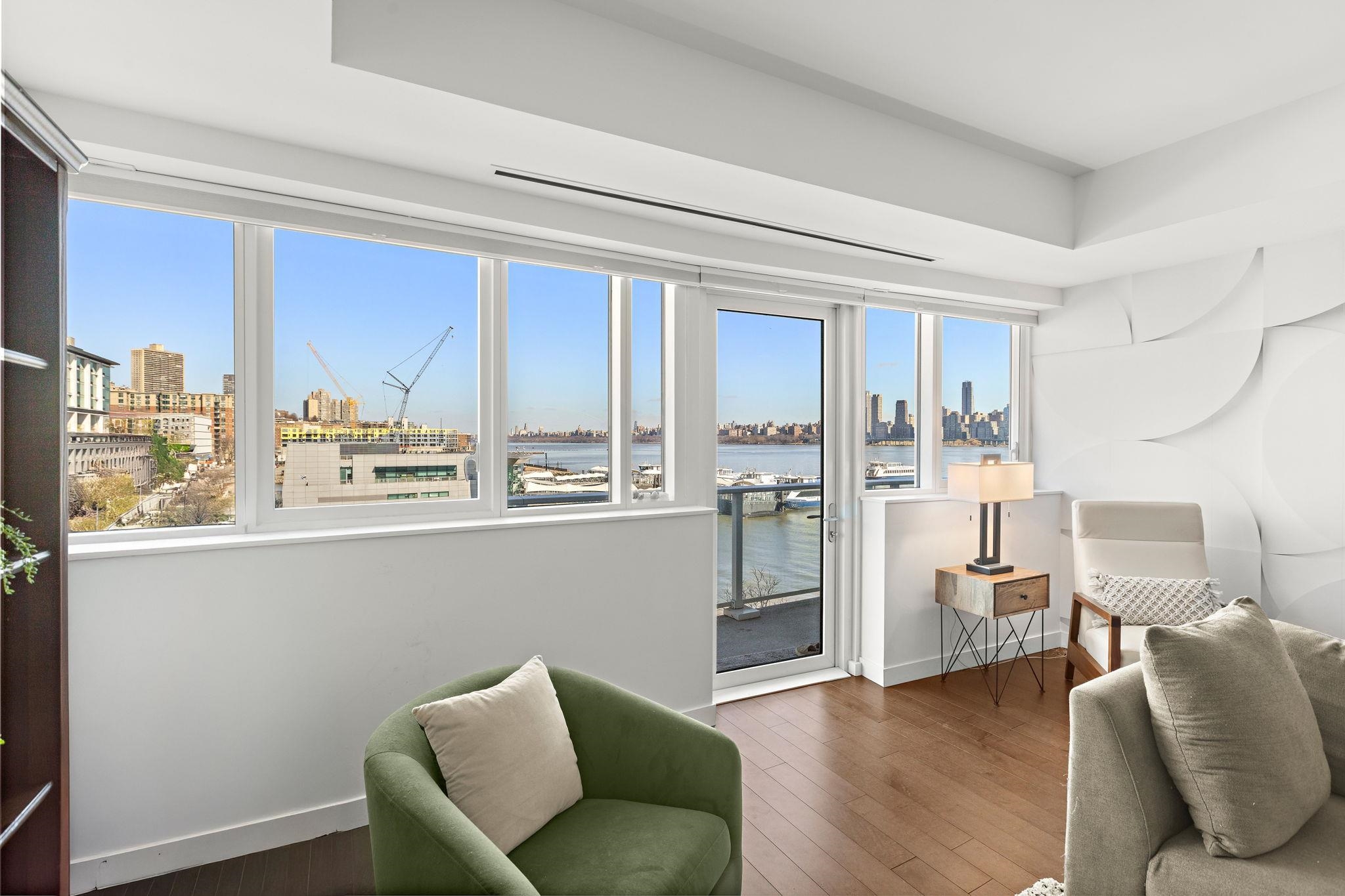 800 AVENUE AT PORT IMPERIAL Unit: 403