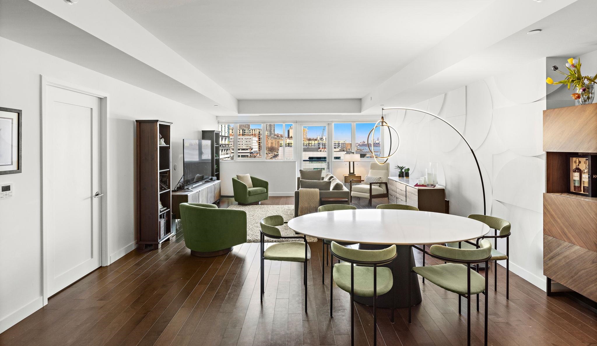 800 AVENUE AT PORT IMPERIAL Unit: 403