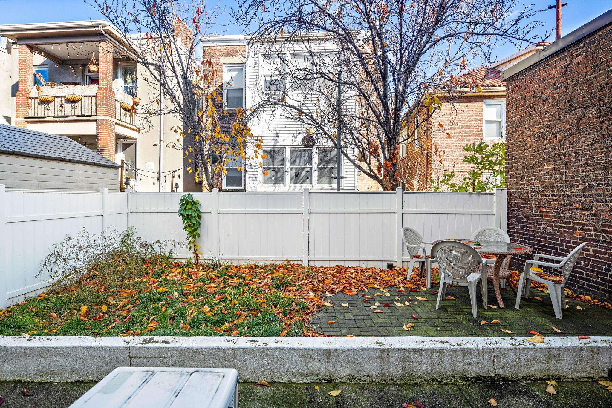 104 OAK ST Unit: 1