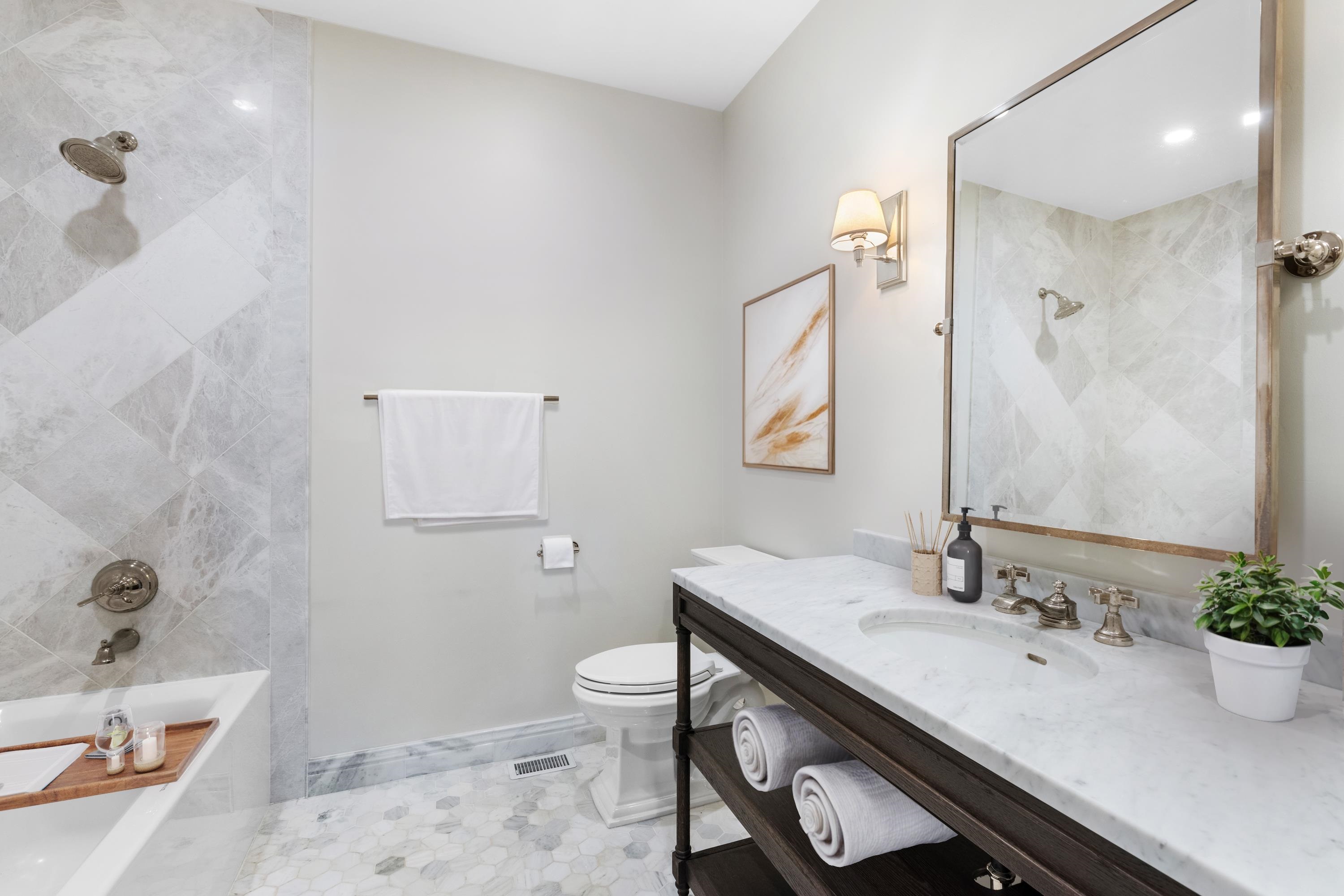 15 WARREN ST Unit: 102