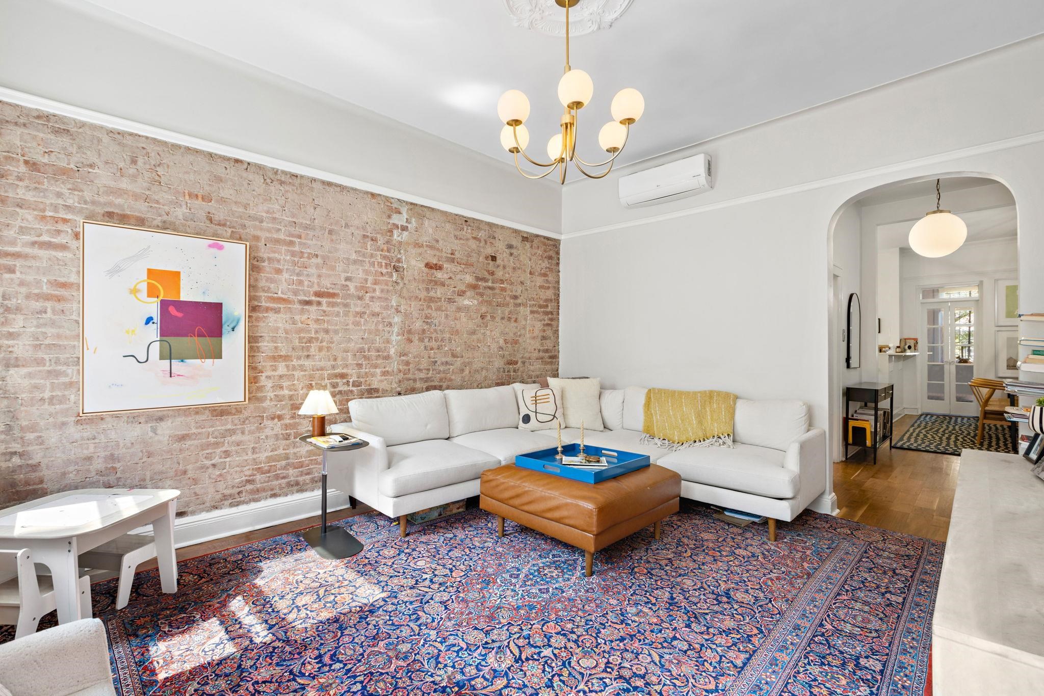 908 GARDEN ST Unit: 1