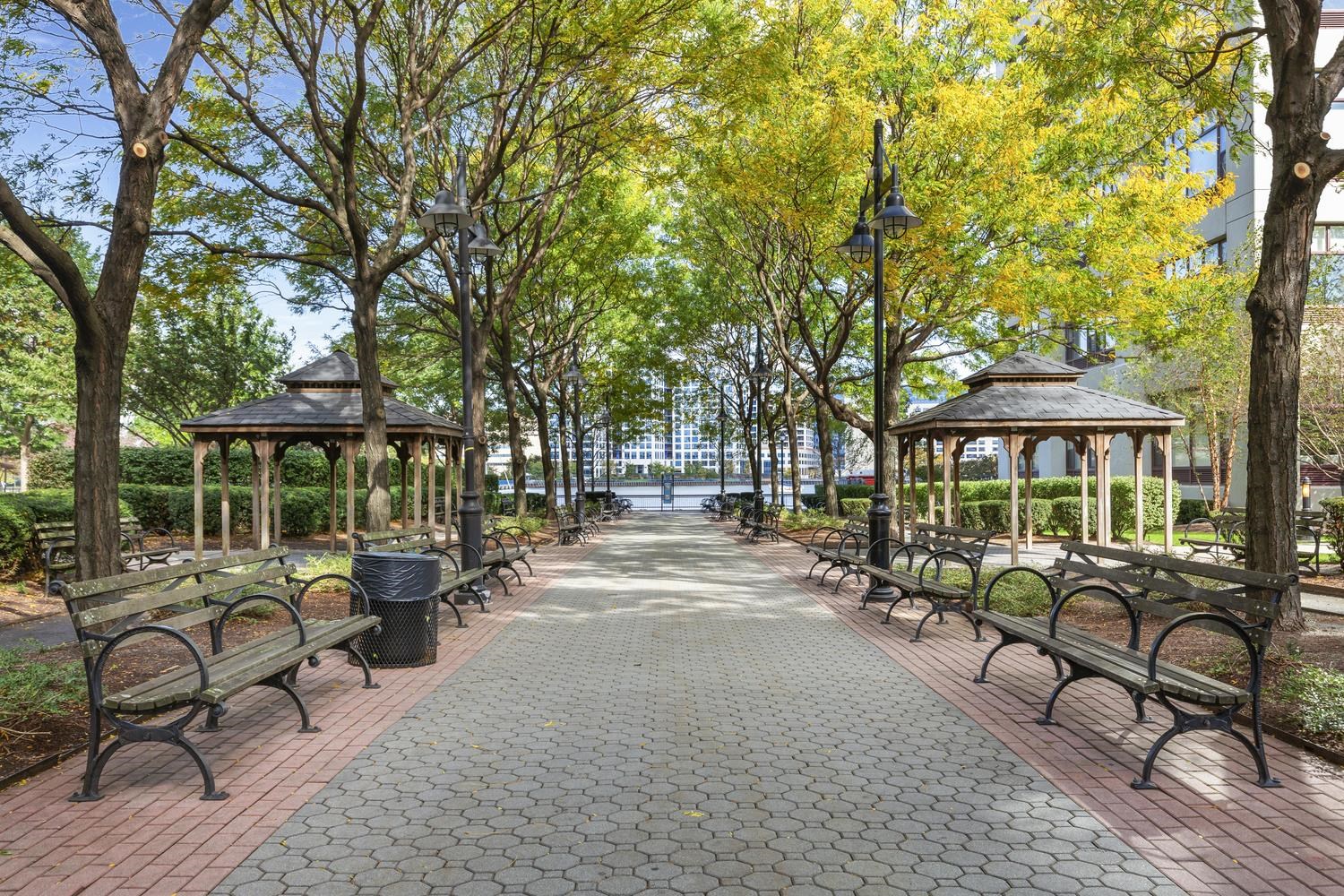 110 WASHINGTON ST Unit: 8