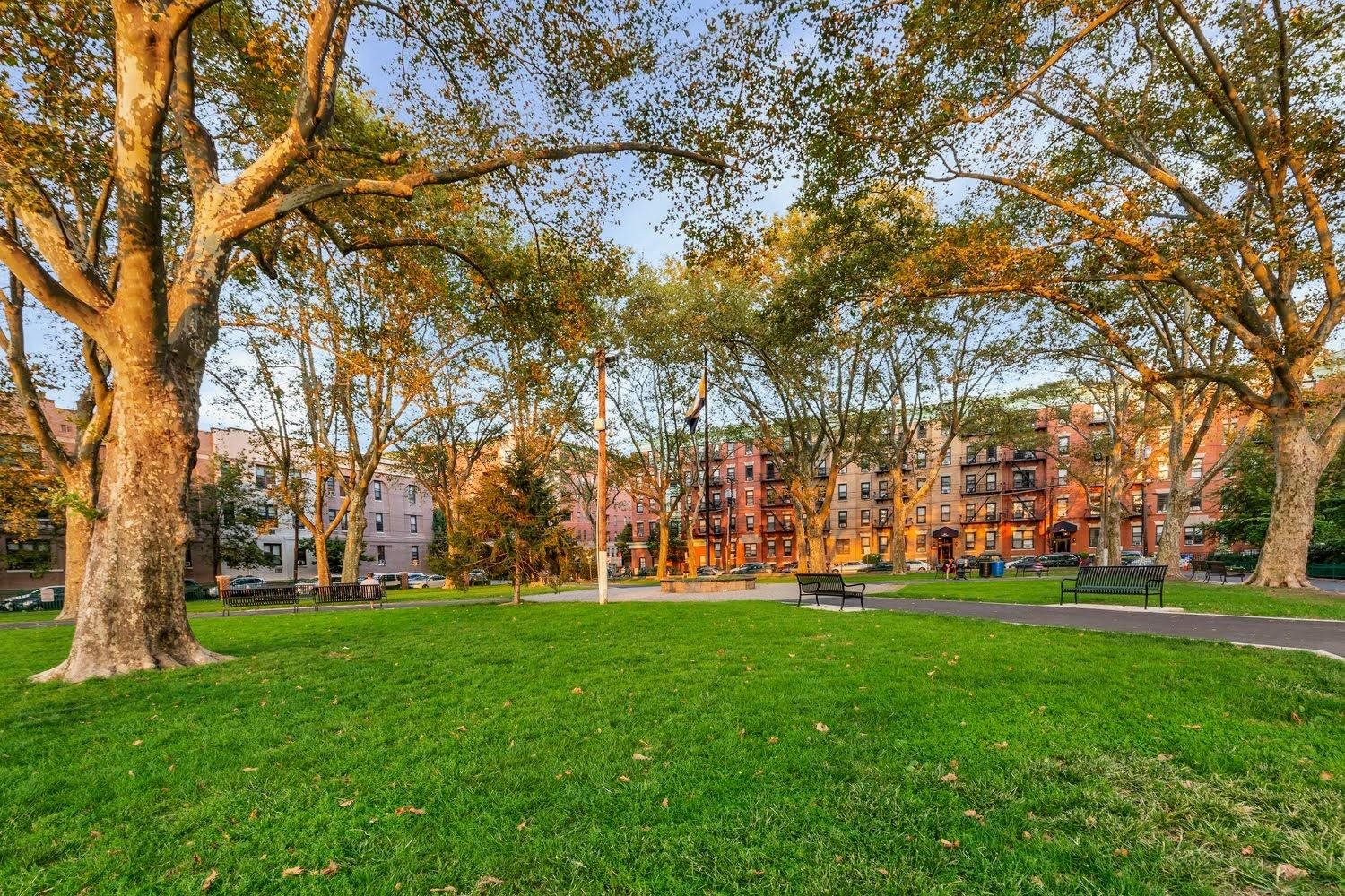 110 WASHINGTON ST Unit: 8