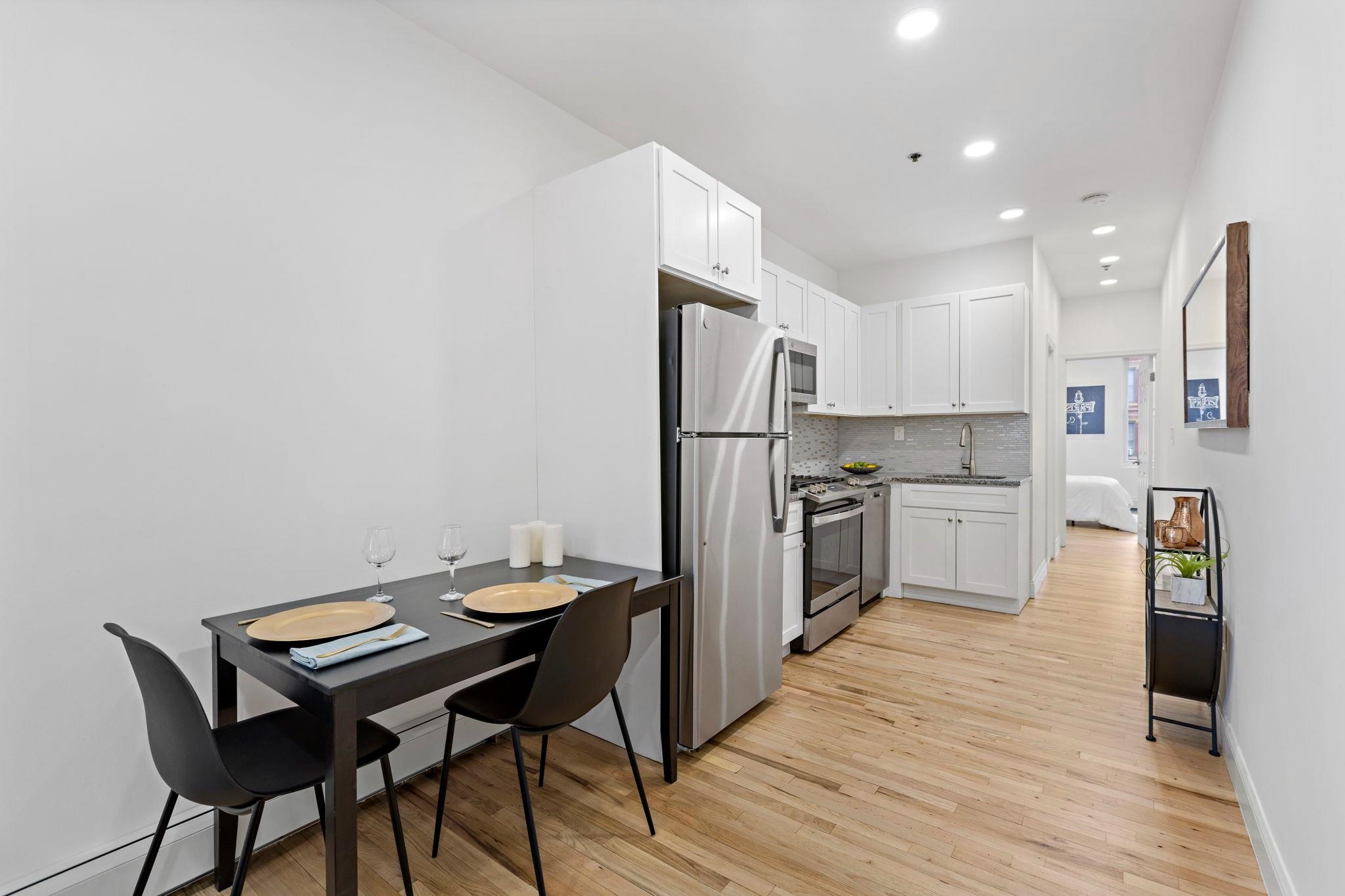 110 WASHINGTON ST Unit: 8