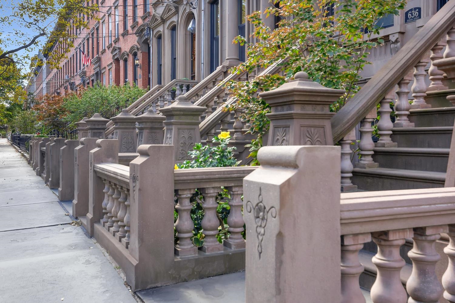 110 WASHINGTON ST Unit: 8