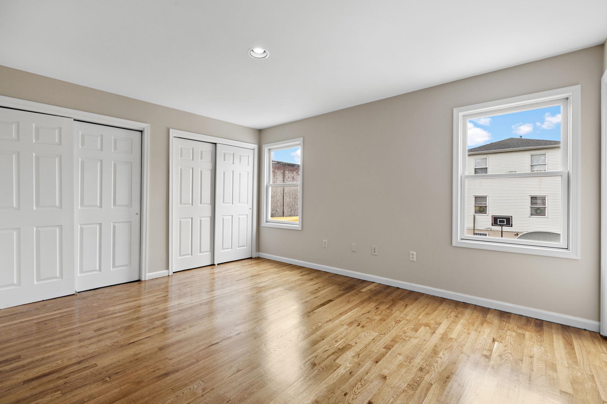 359 CATOR AVE Unit: 2