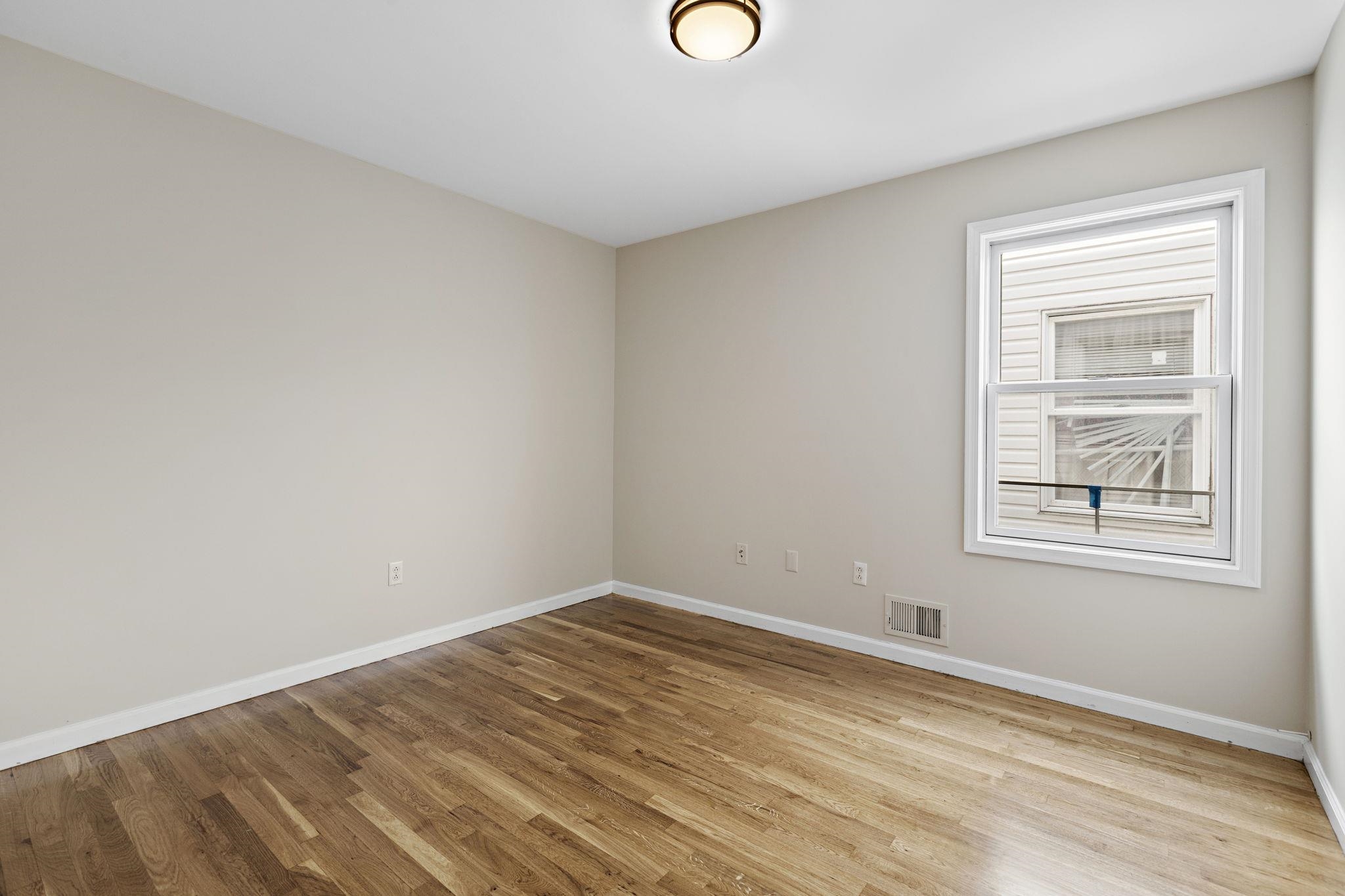 359 CATOR AVE Unit: 2