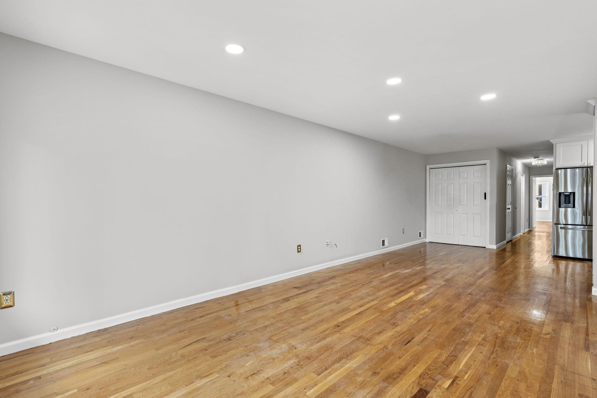 359 CATOR AVE Unit: 2